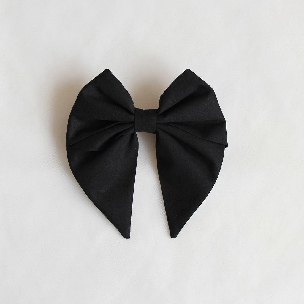 Заколка-автомат "Бант с хвостиками" черный