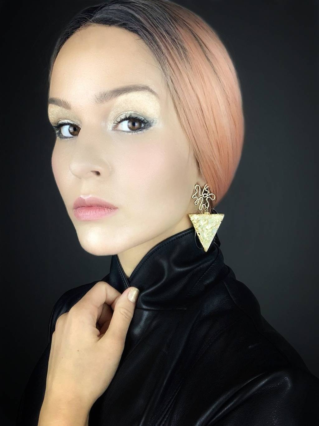 Позолоченные серьги треугольники