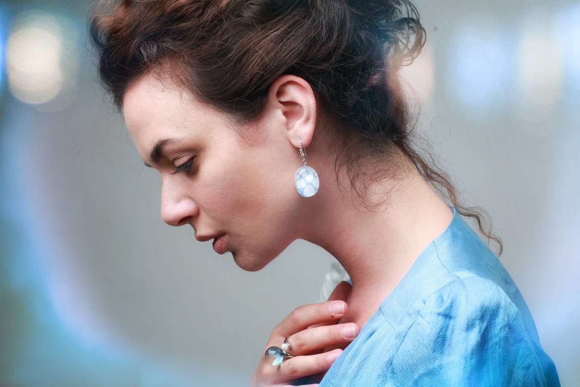 Серьги с прожилками