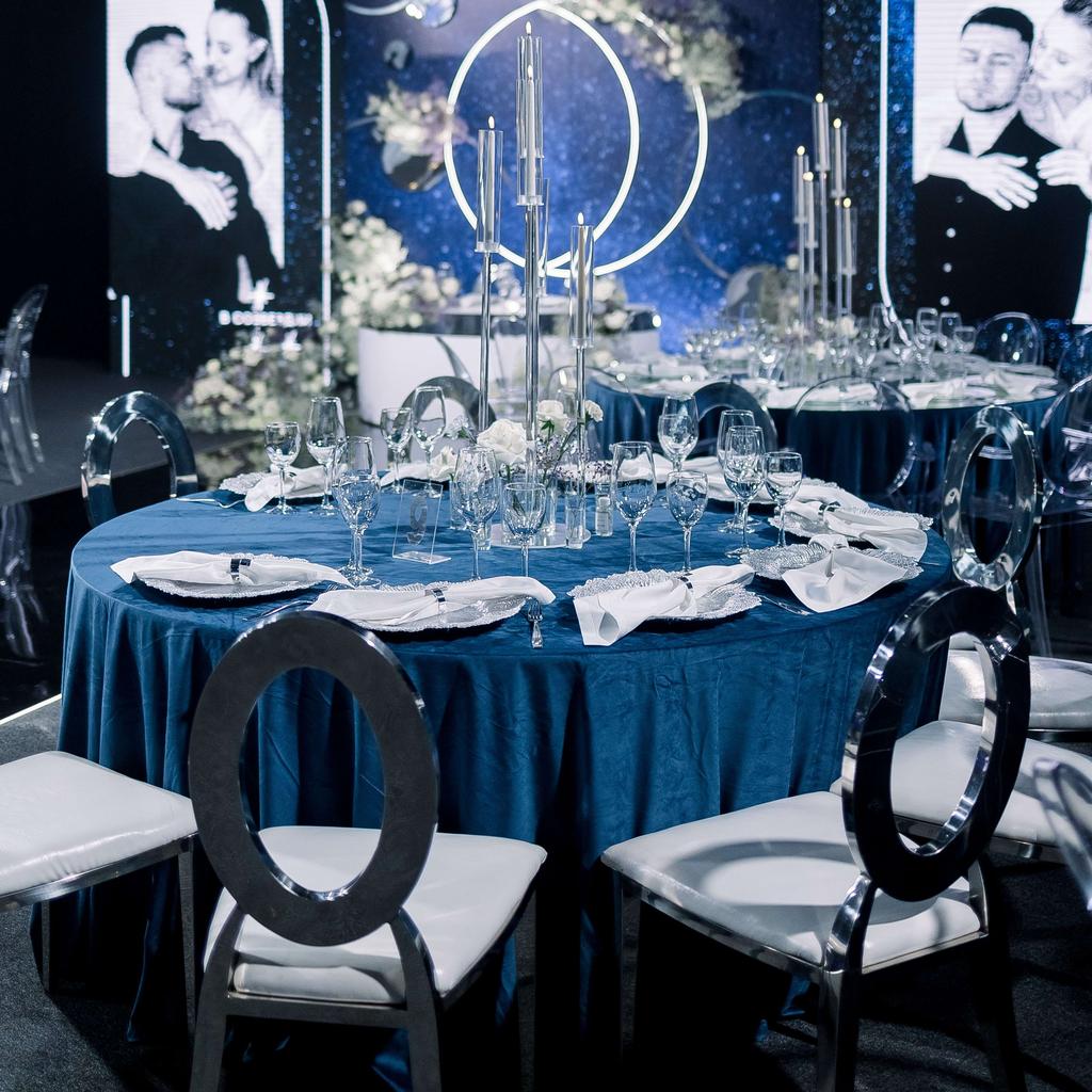 Скатерть синий бархат