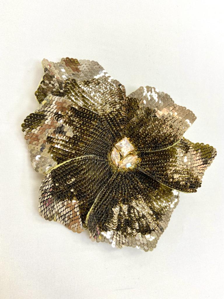 Брошь Мак золотой