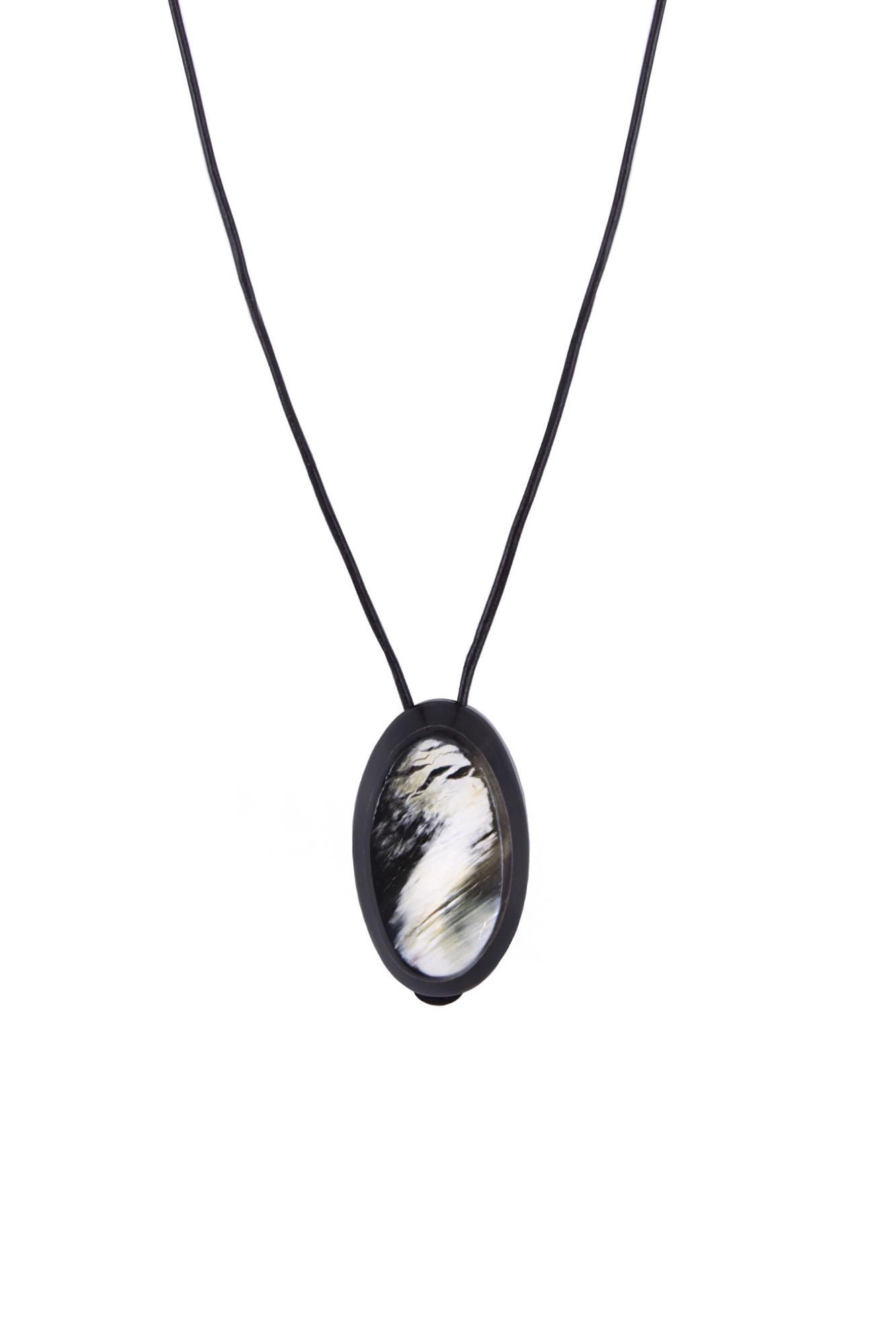 Кулон Deer black