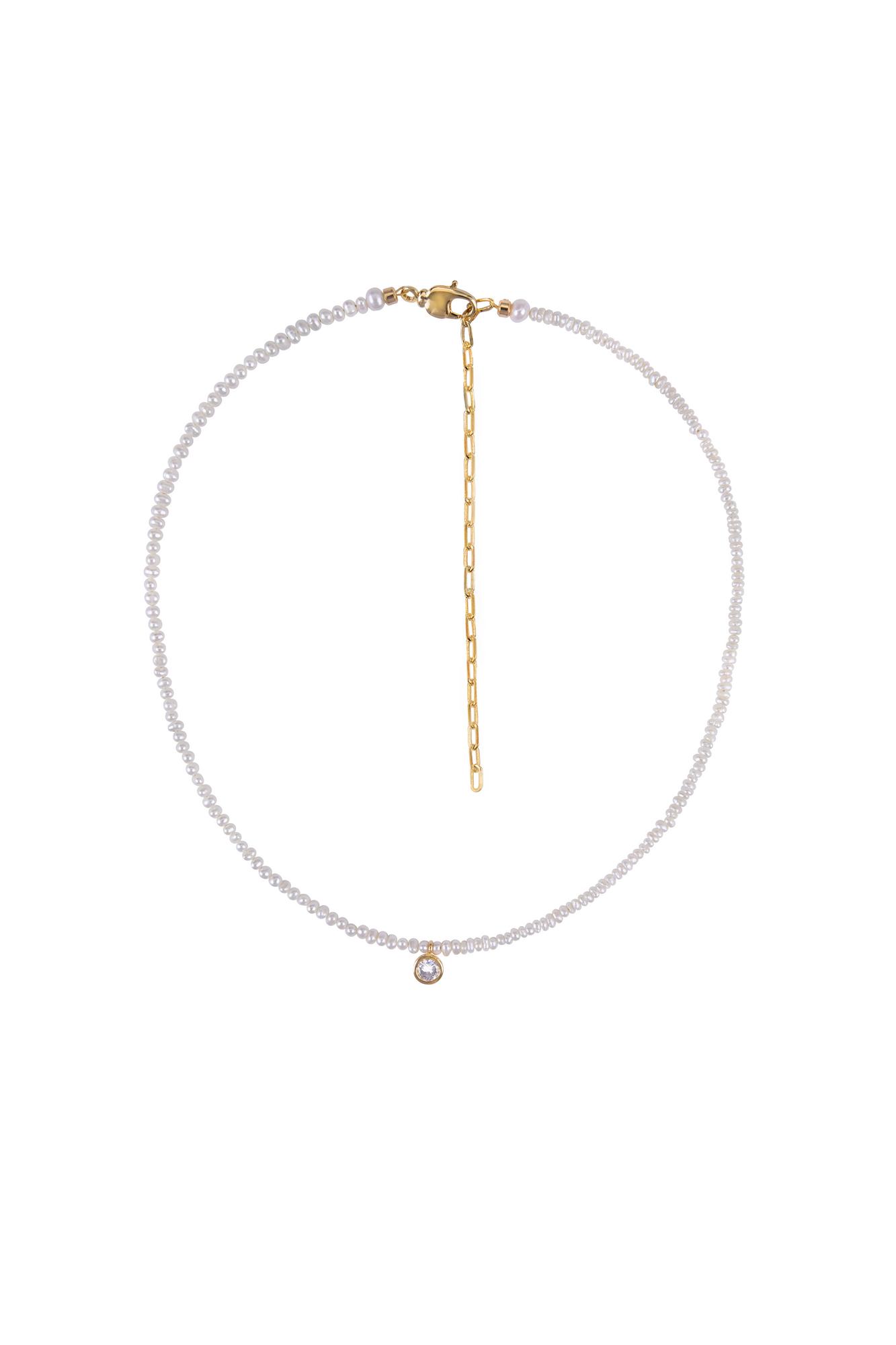 Колье из мелкого жемчуга с цирконом
