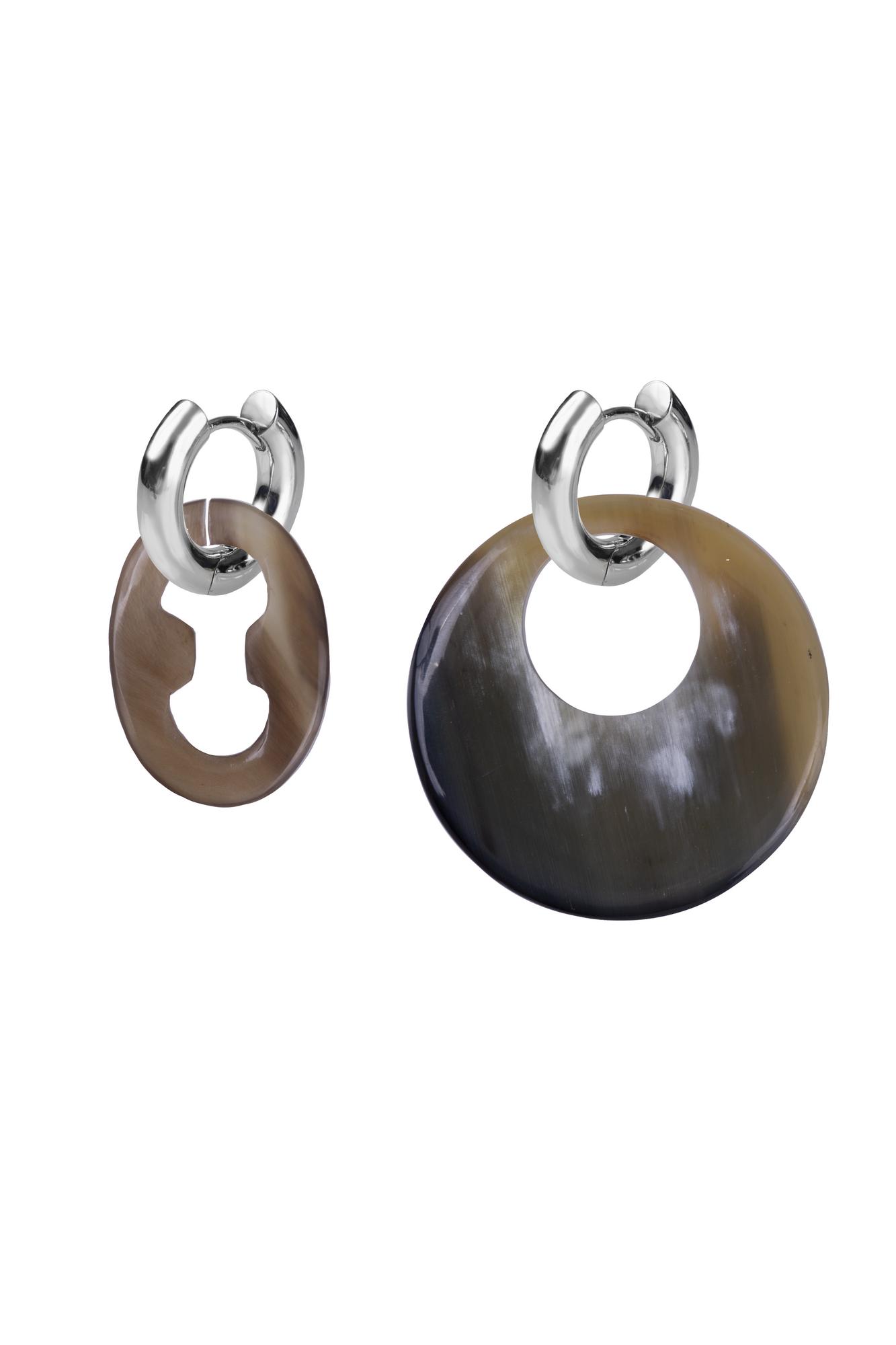 Серьги-кольца с подвесками из рога