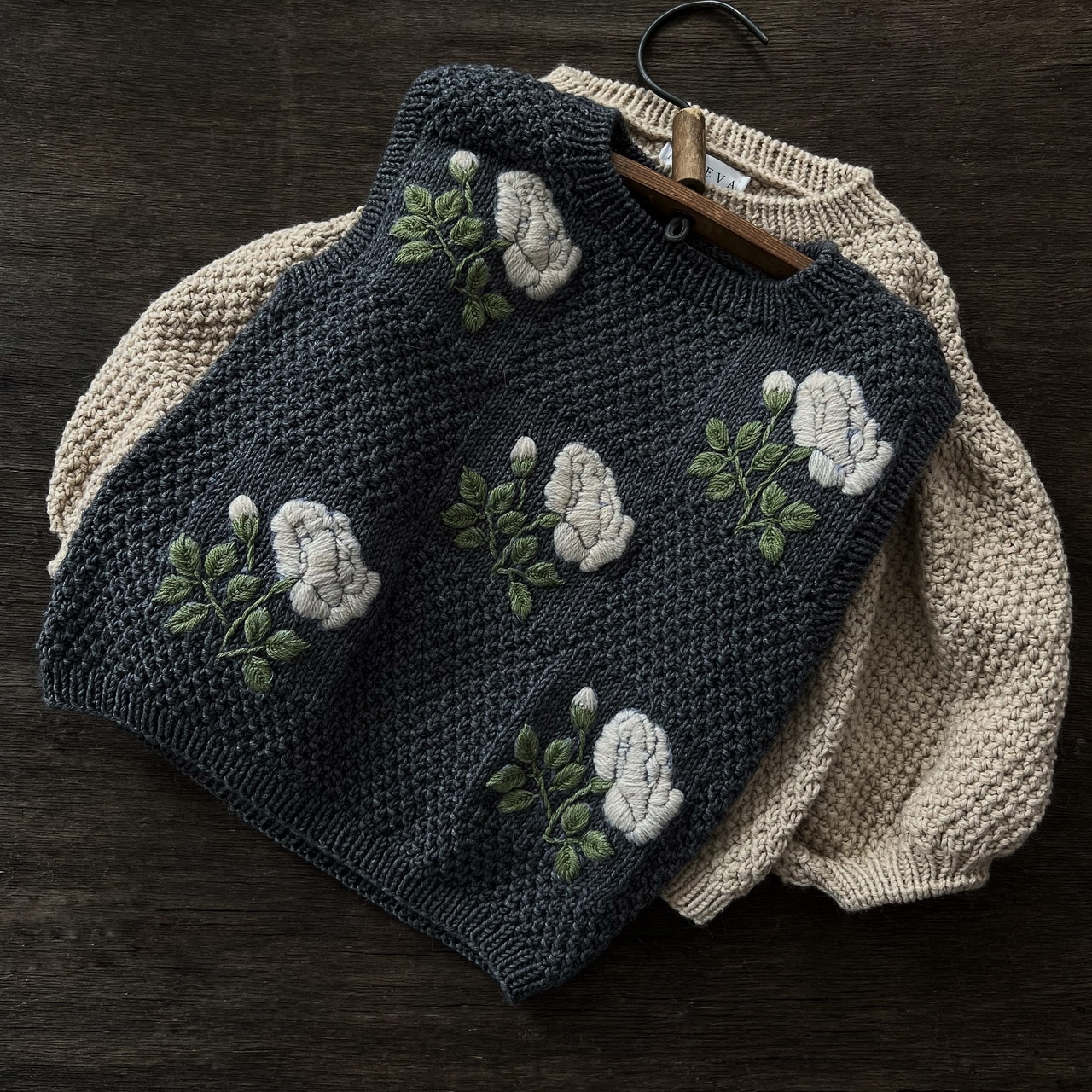 Описание Жилет Garden Flowers