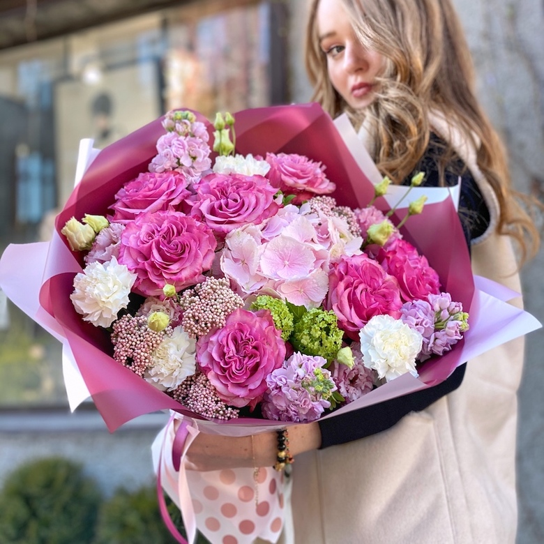 Букет цветов "Розовый джем"