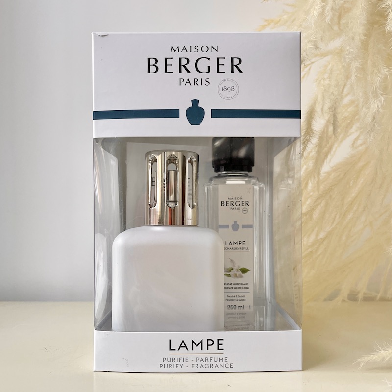Набор Лампа Берже Куб Белый и аромат Белый мускус 250 мл