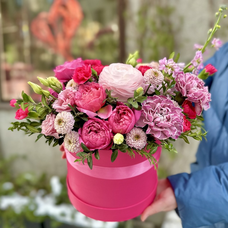 Корзина с цветами  "Космополитен"