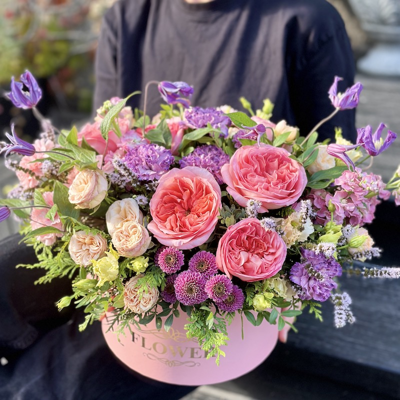 Коробка с цветами  "Цветочная мистерия"