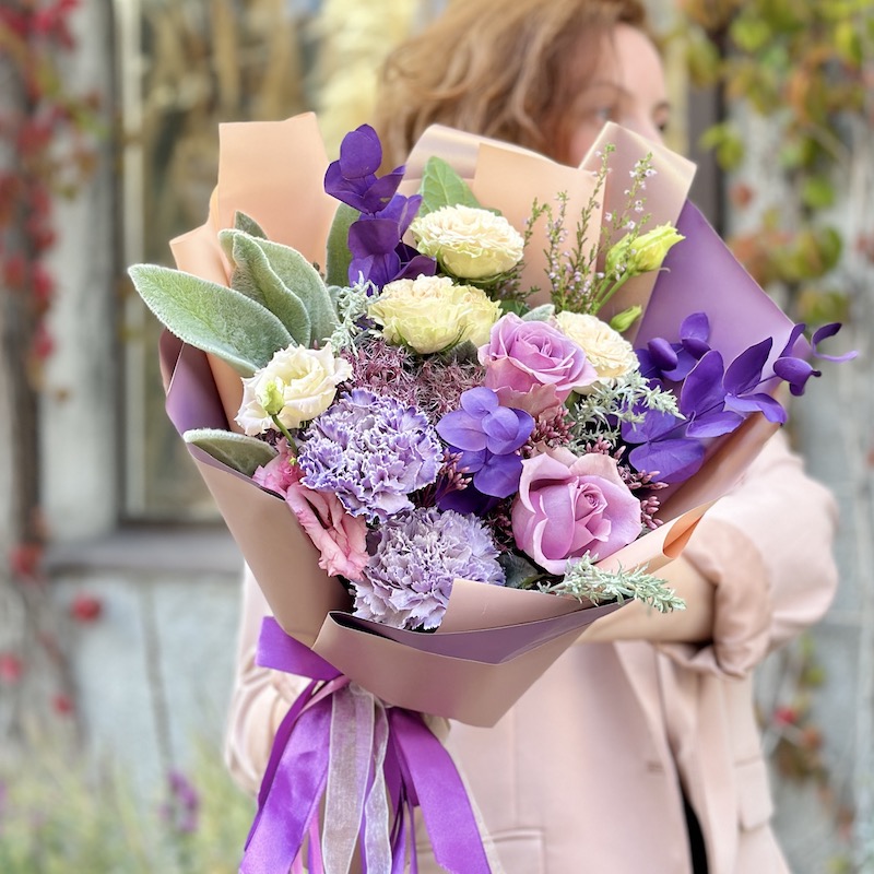 Букет цветов "Лавандовый комплимент"