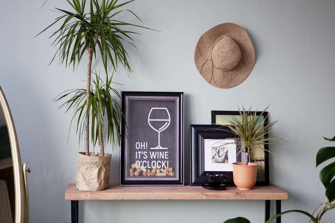 Копилка  "OH! It's wine o'clock"