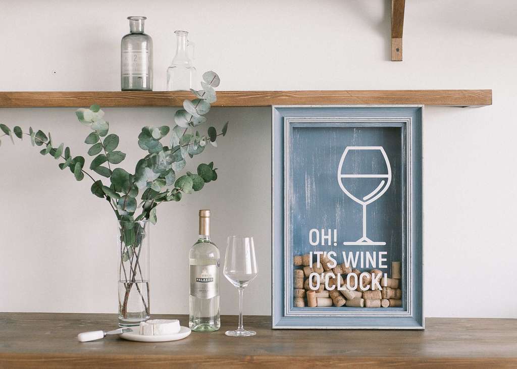 Копилка OH! It's wine o'clock!