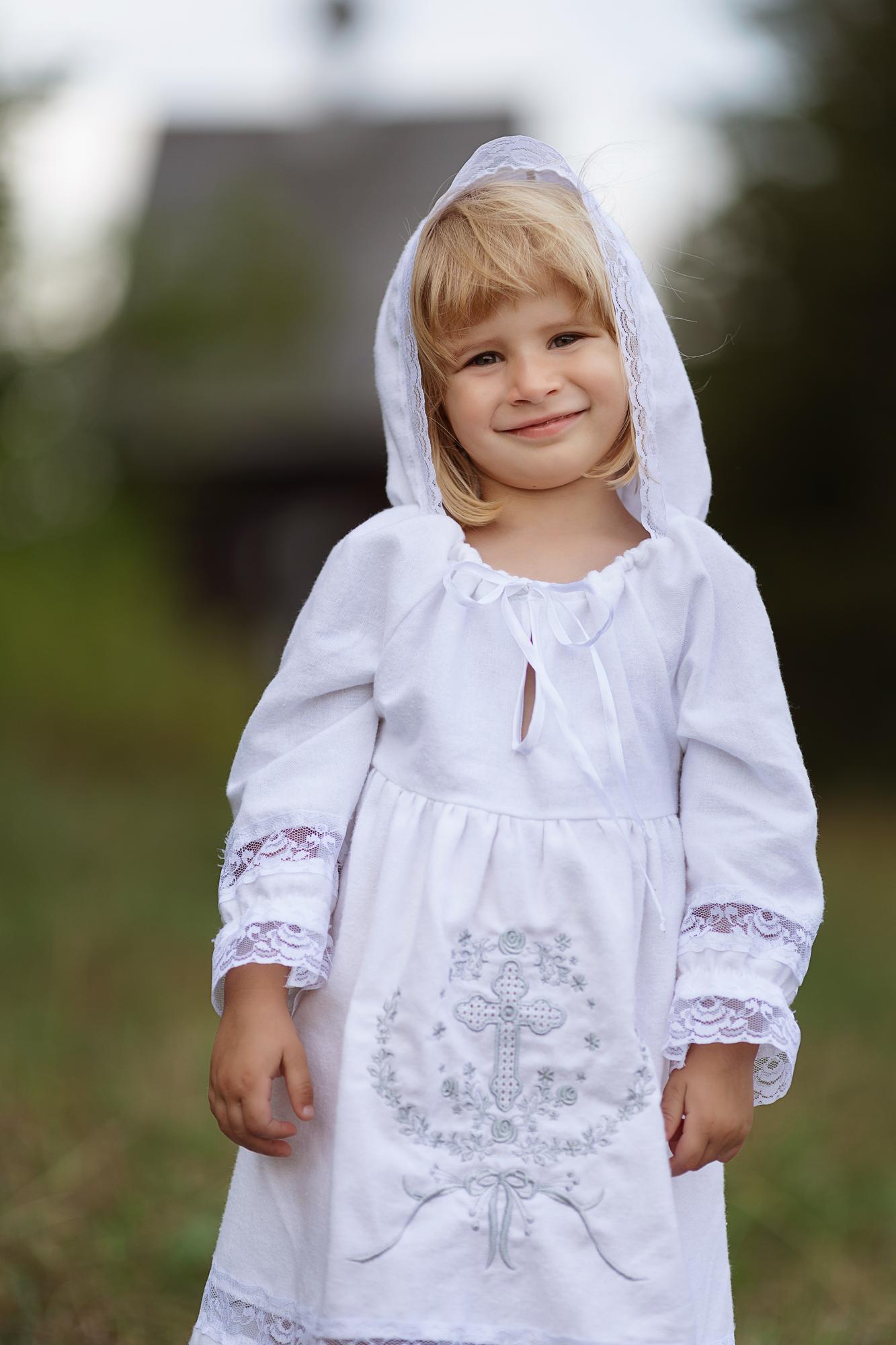 Крестильное платье с капюшоном