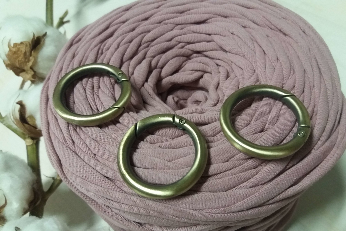 Кольцо-карабин 35мм/25мм внешний/внутренний диаметр. Бронза