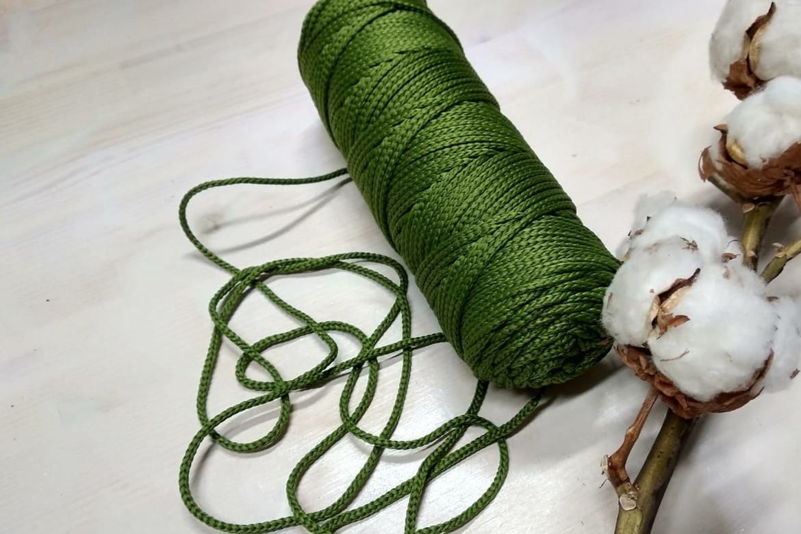 Полиэфирный шнур "Оливковый" (длина 100м, диаметр 3мм)