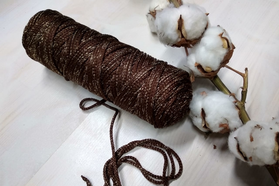 Шнур с люрексом