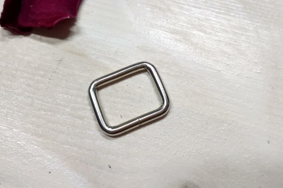 Рамка, ручкодержатель 20х15 мм. Никель.