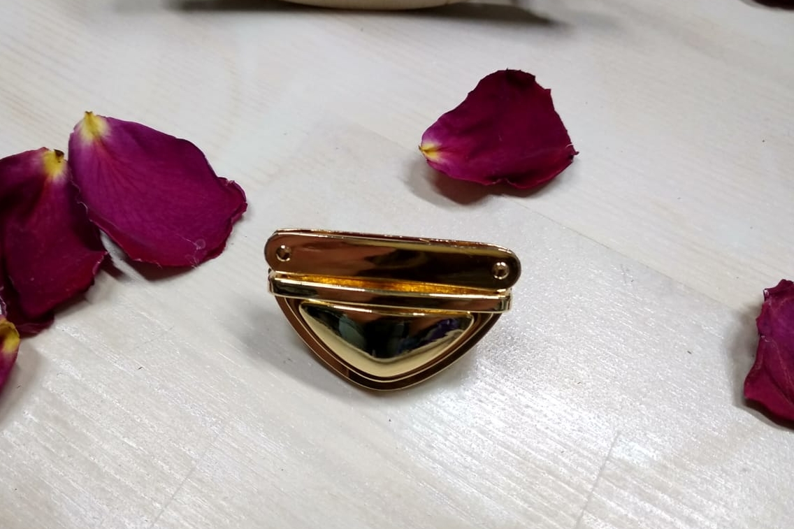 Фурнитура для сумок, замок