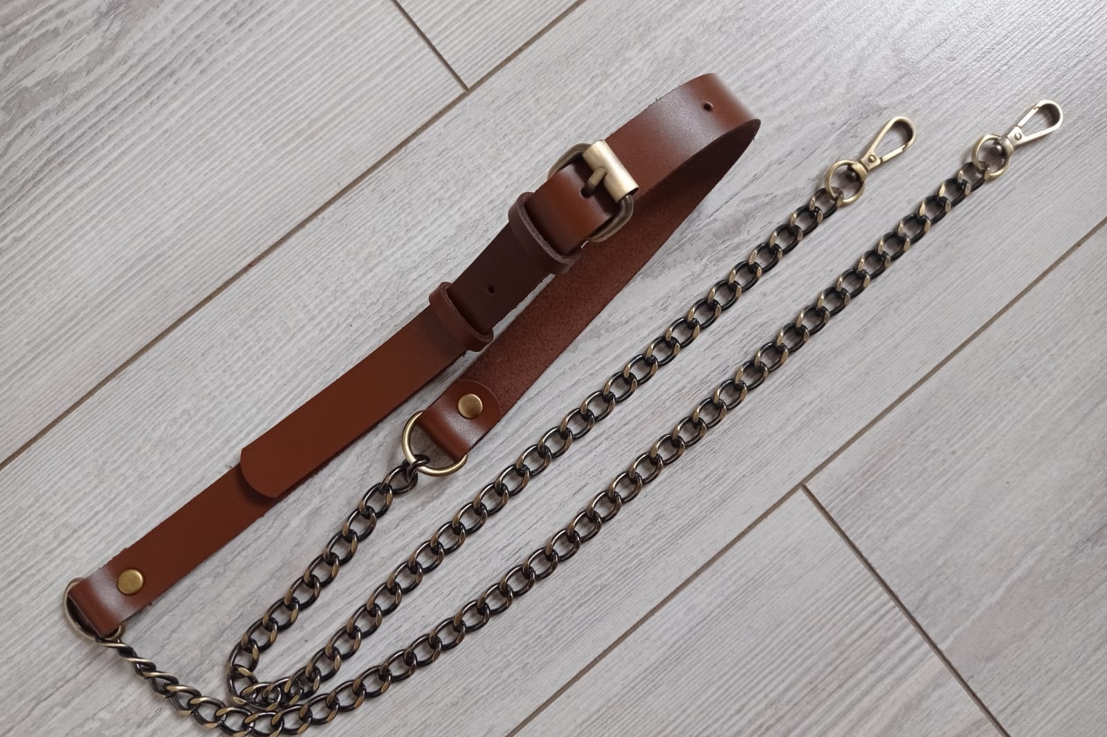 Комбинированный ремень с регулировкой. Цвет кожи и фурнитуры на выбор