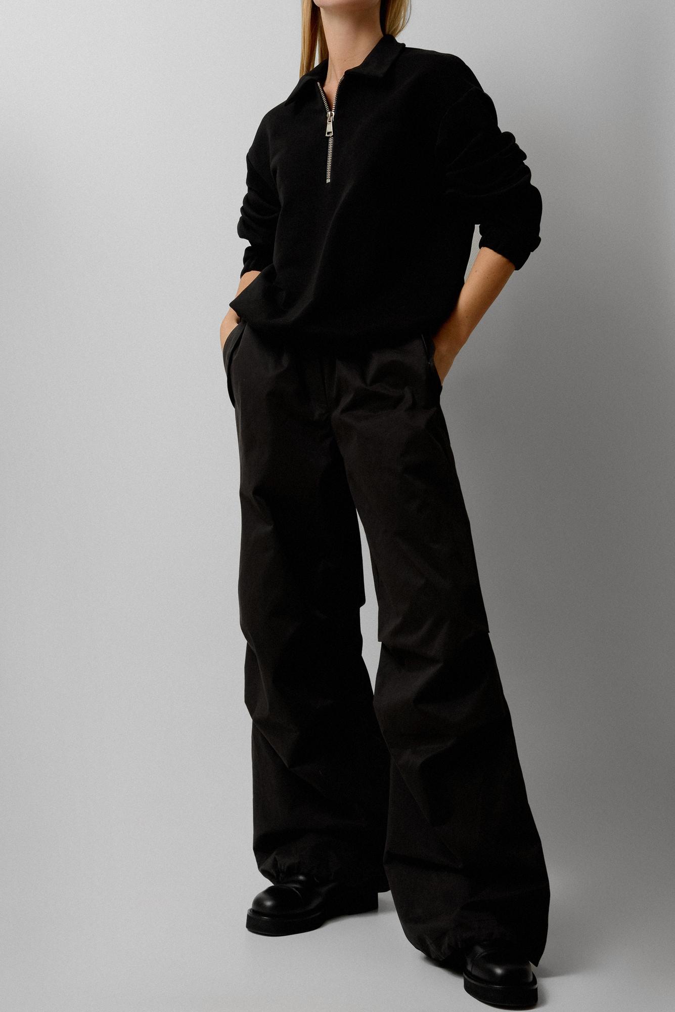 Свитшот Betti Black