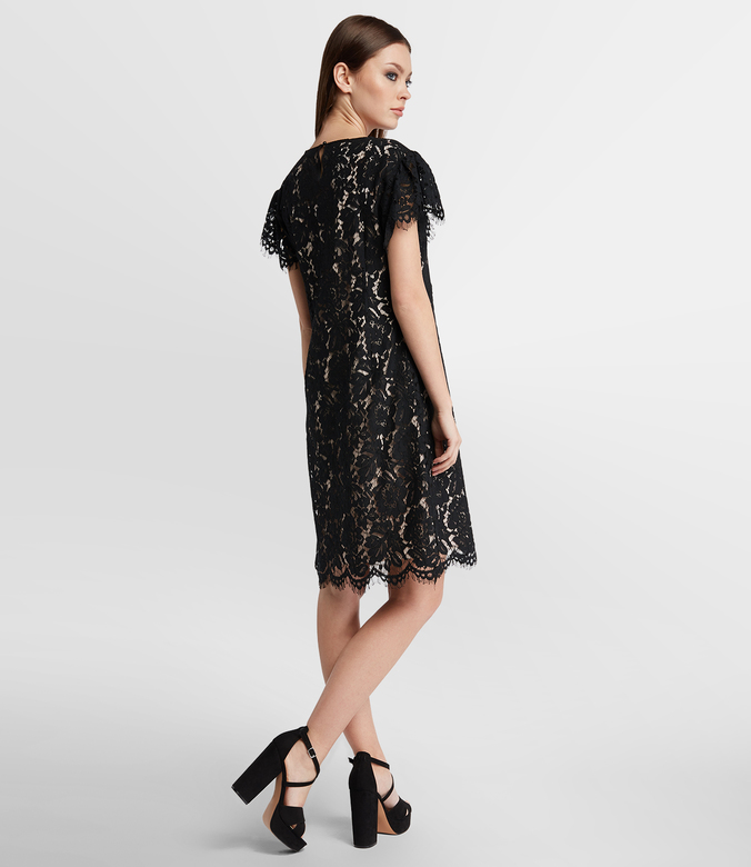 Черное кружевное платье  APART