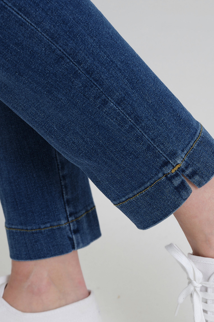 Джинсы More&More