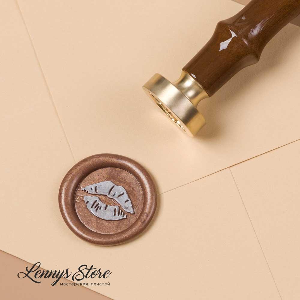 Сургучная печать "Поцелуй"