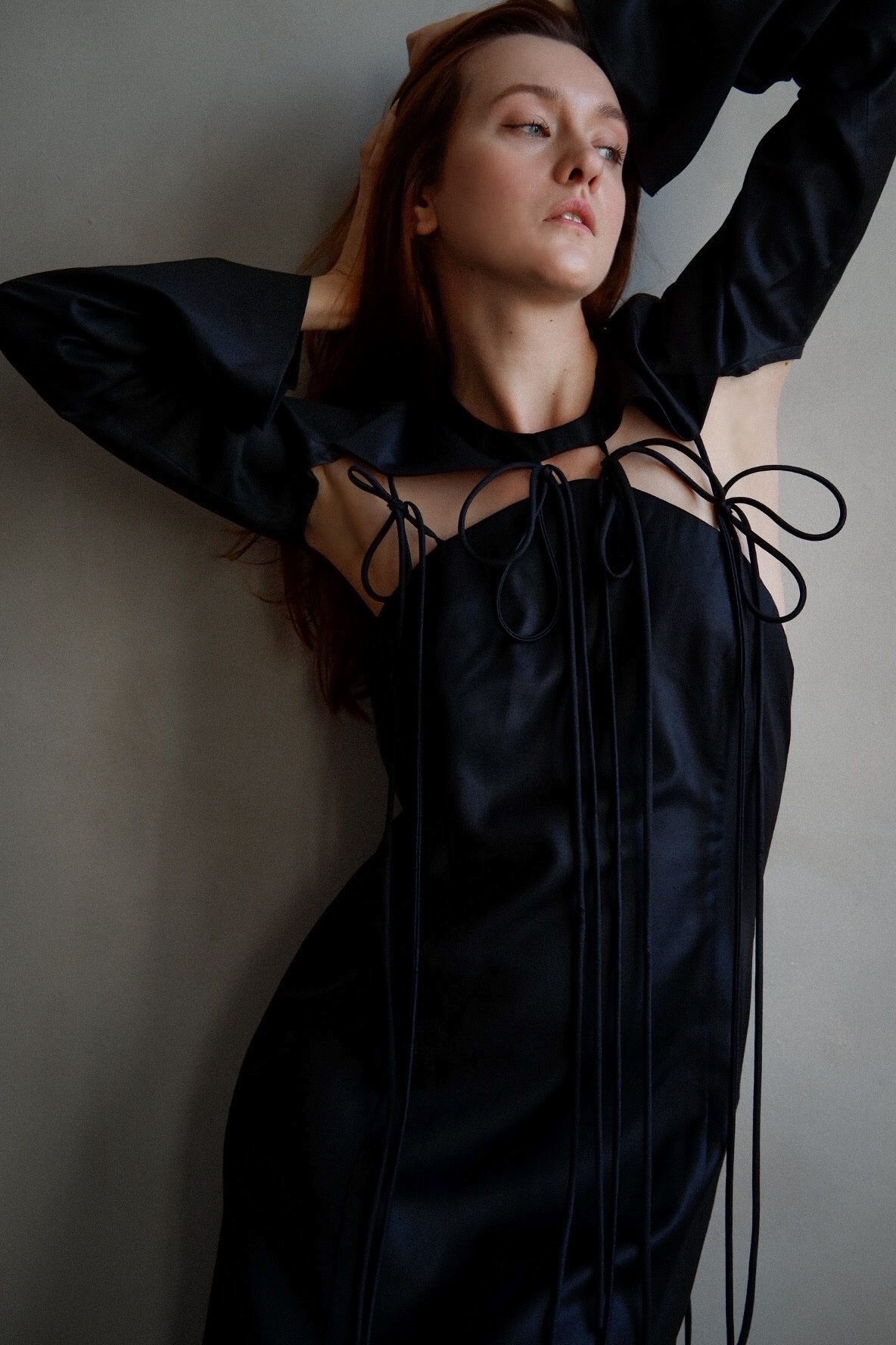 Платье со съемными рукавами