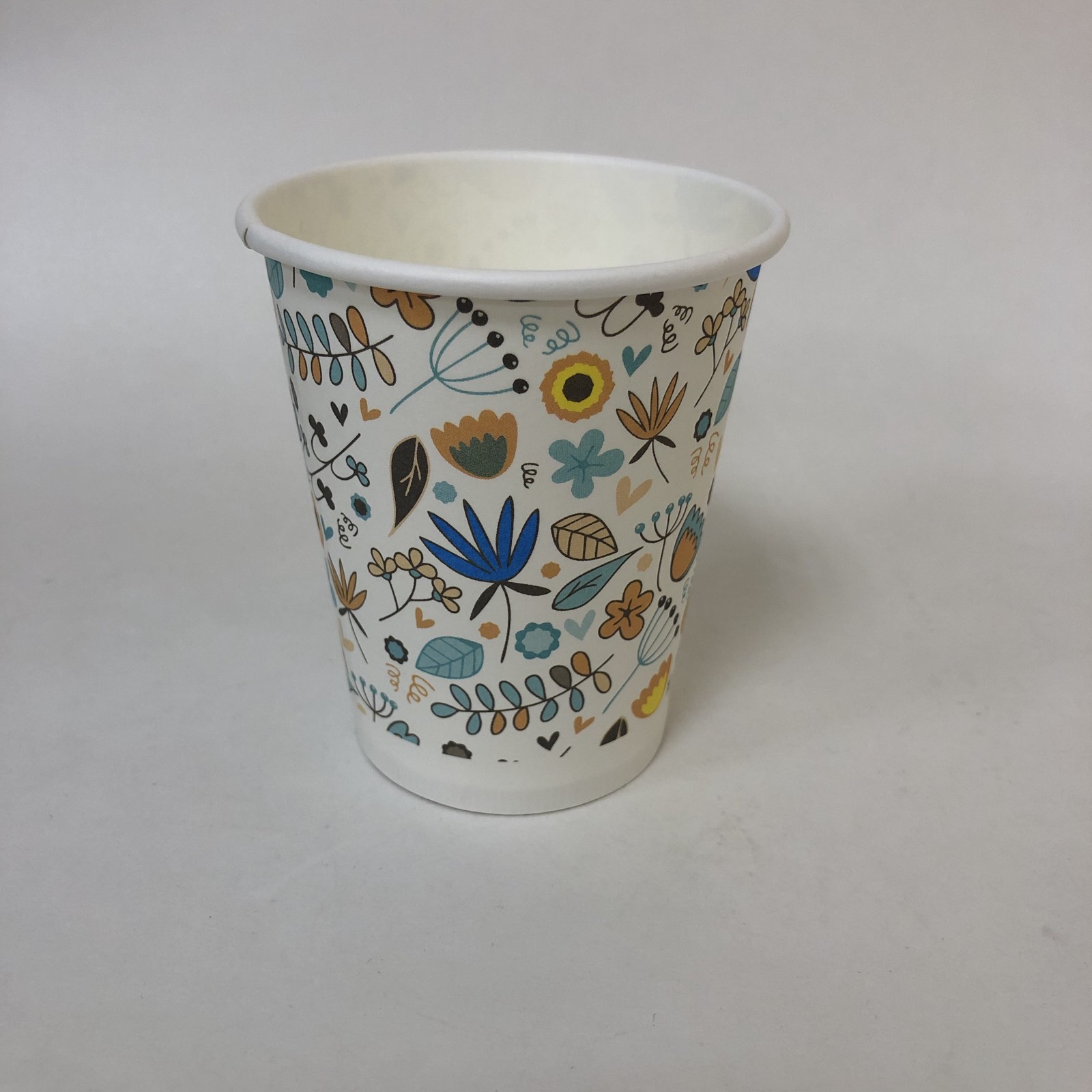 Стакан бумажный 200/225 мл «Весна», 50 штук/упак.