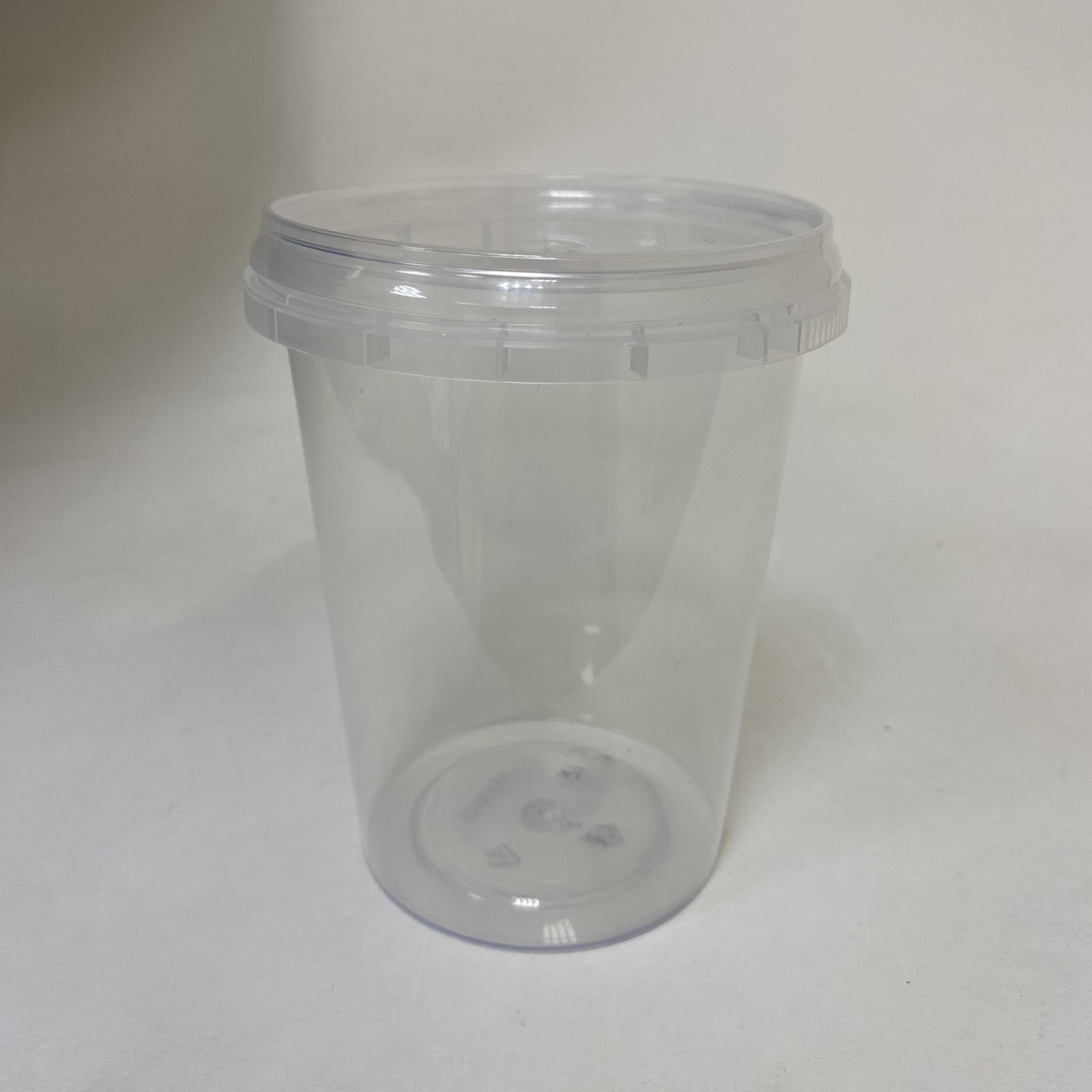 Банка (контейнер) ПП 520 мл  с крышкой 95 мм, прозрачный, 160 штук/упак.