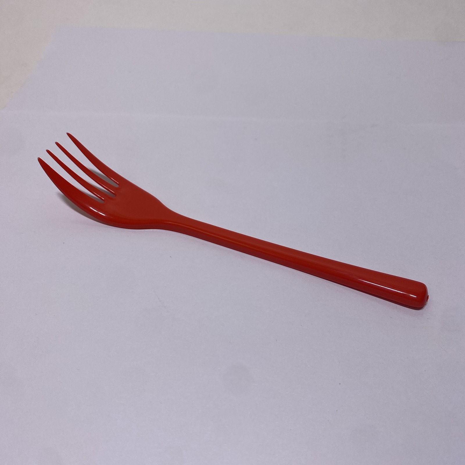 Вилка Столовая ПП 165 мм, красная, 100 штук/упак.
