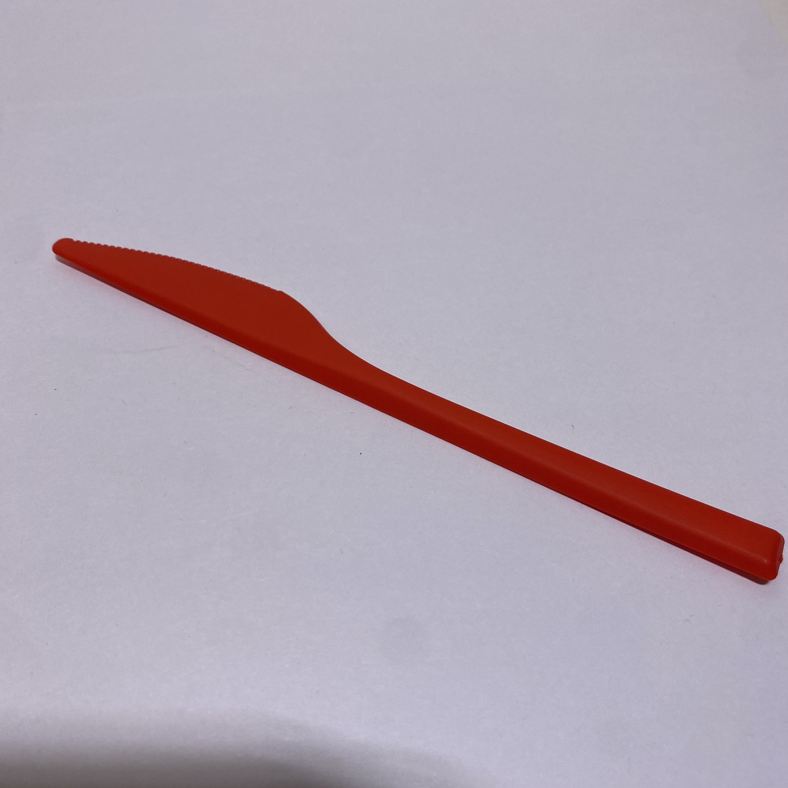 Нож Столовый ПП 165 мм, матовый красный, 100 штук/упак.