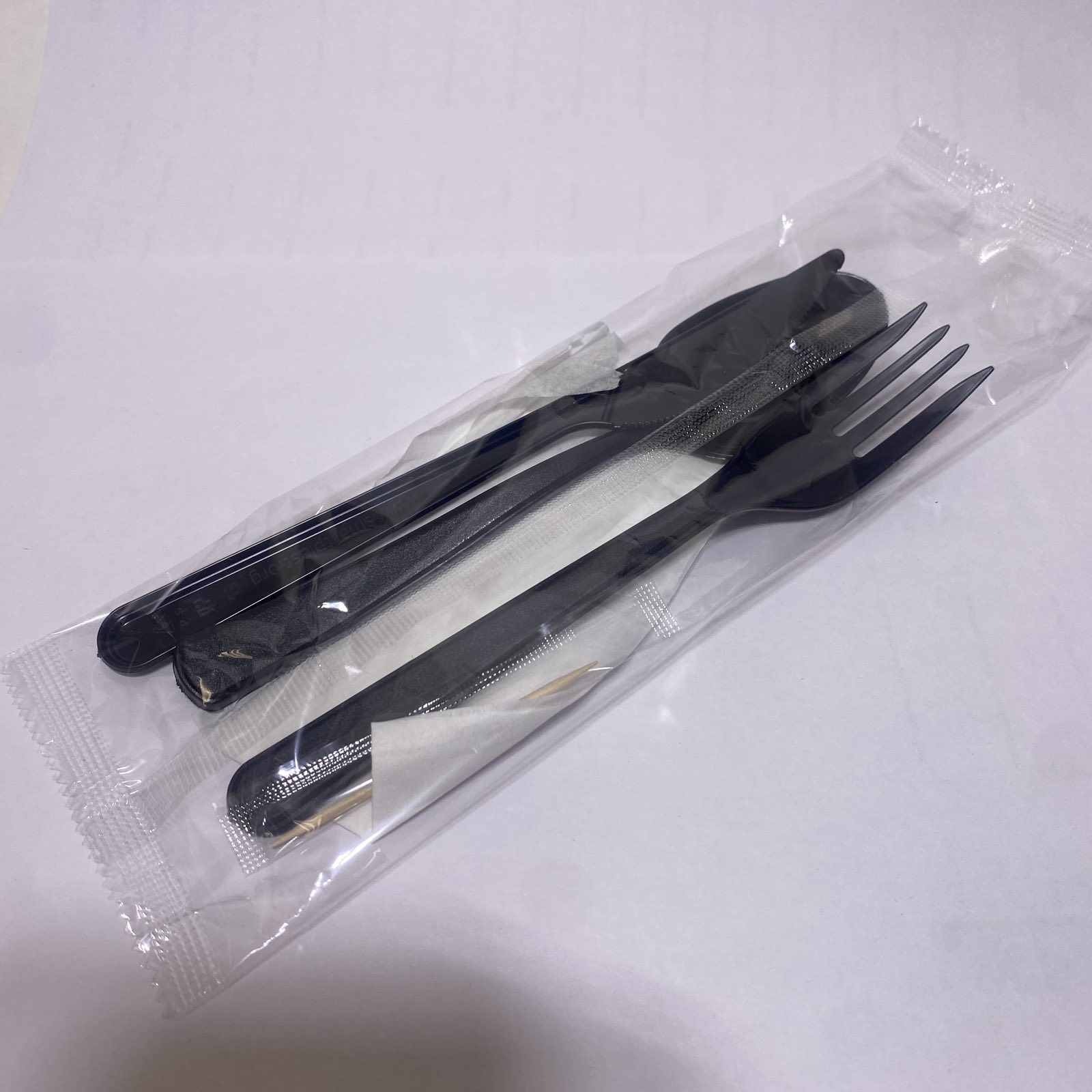 Комплект №5 "Премиум" (вилка+ложка+нож+зубочистка+салфетка) цвет черный, 300шт