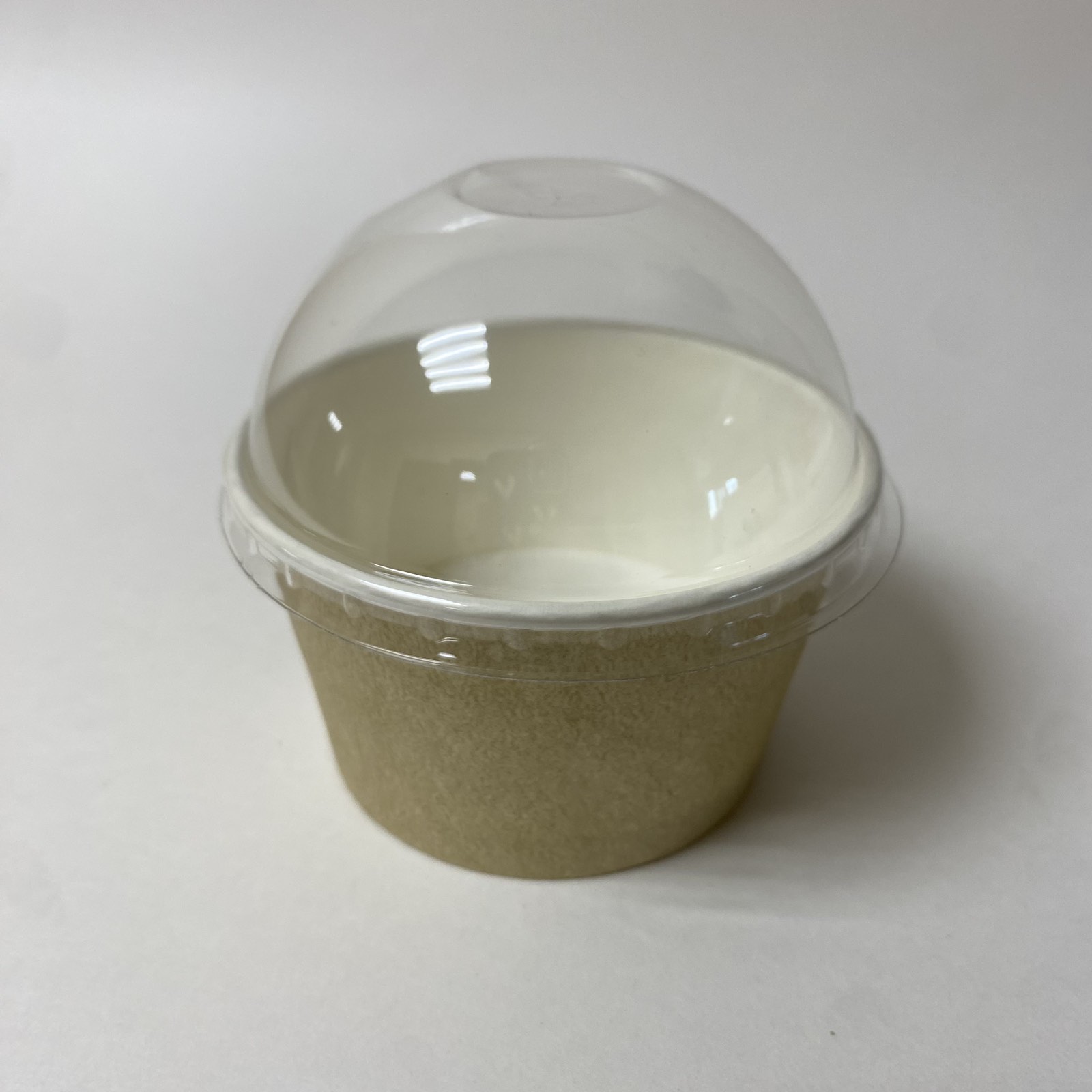 Контейнер с круглым дном Saami 245 мл, под крафт d=98 мм в комплекте с крышкой, 50штук/упак.