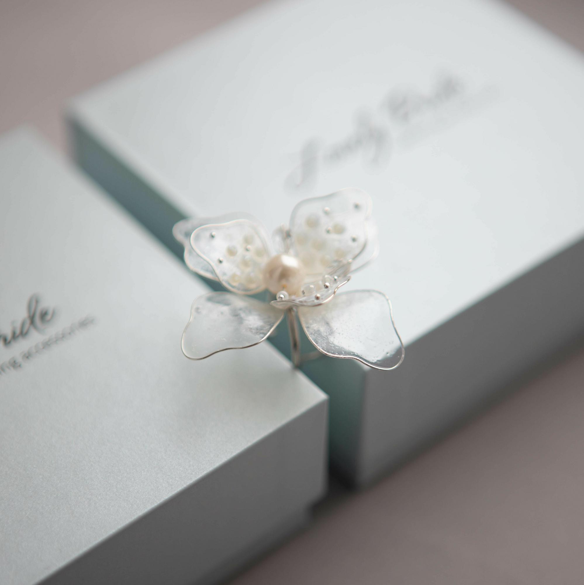 кольцо цветок, кольцо ручной работы купить, вечерние украшения, крупное женское кольцо, женские кольца ручной работы