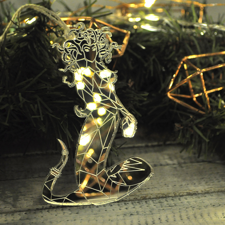 необычная новогодняя ёлочная игрушка медуза горгона - сувенир на новый год необычный подарок в виде медузы горгоны