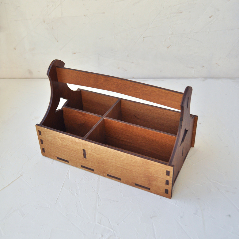 Ящик с ручкой