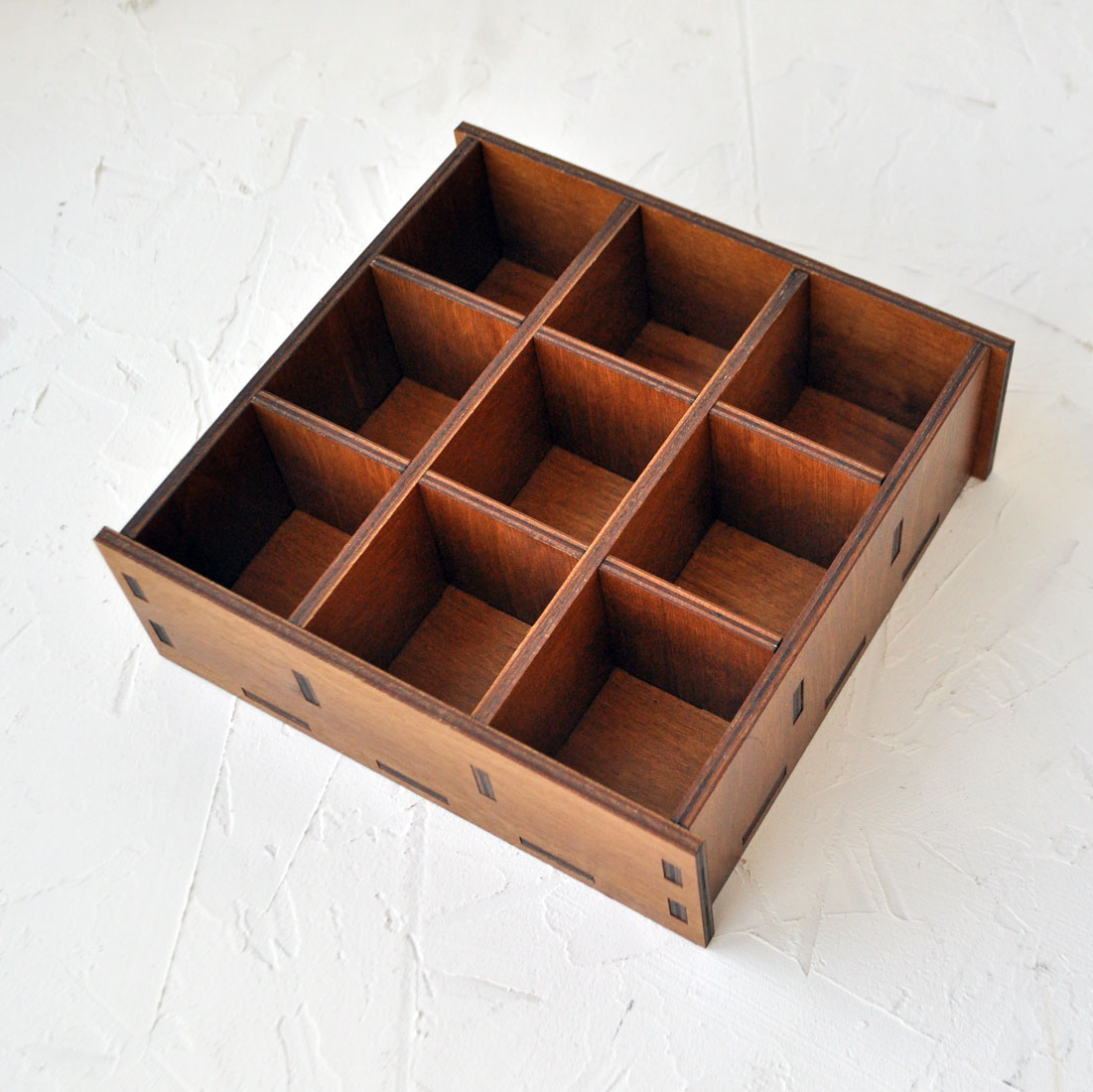 Шотница из дерева на 9 шотов - заказать с логотипом с доставкой в любой город РФ