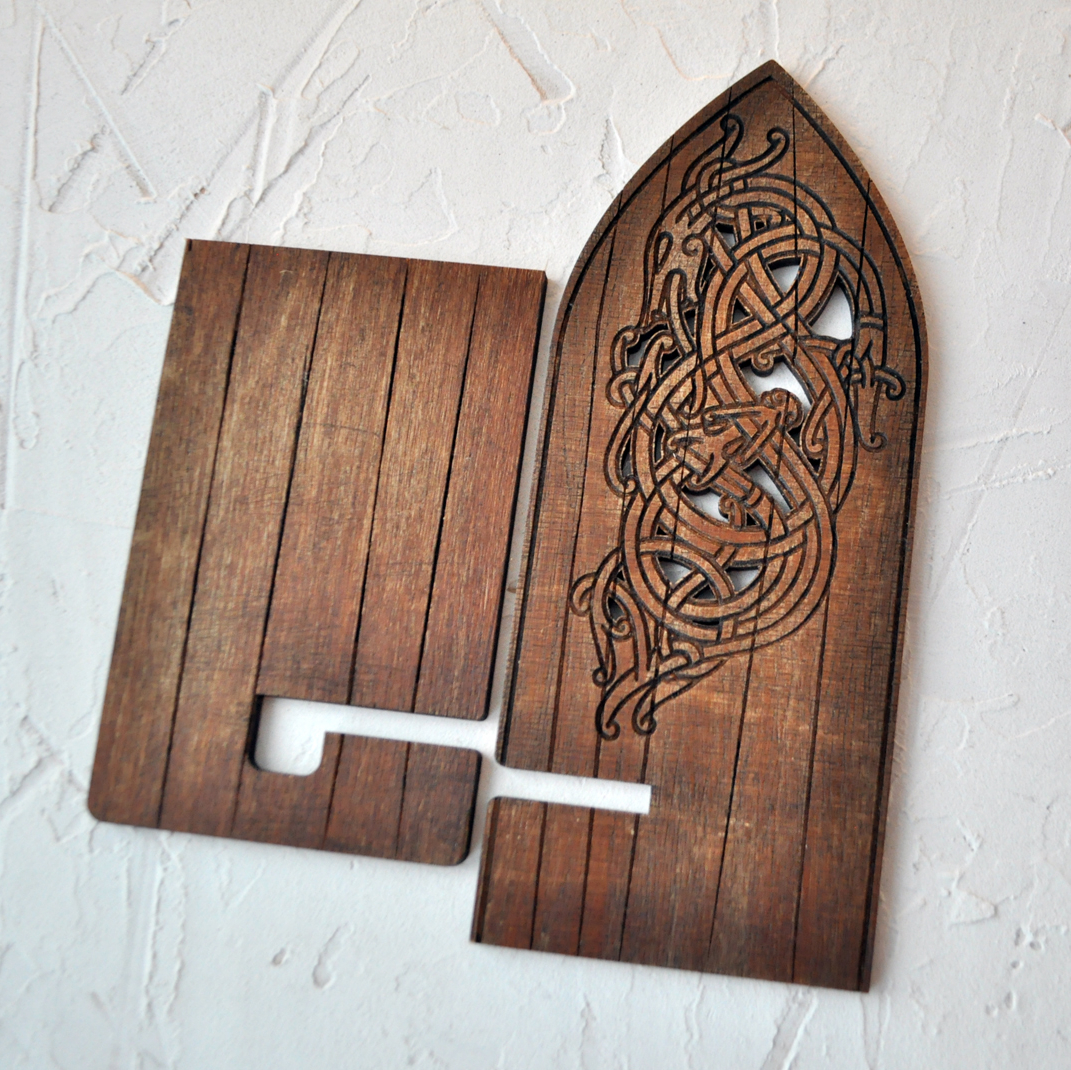 Подставка под телефон "Скандинавия"