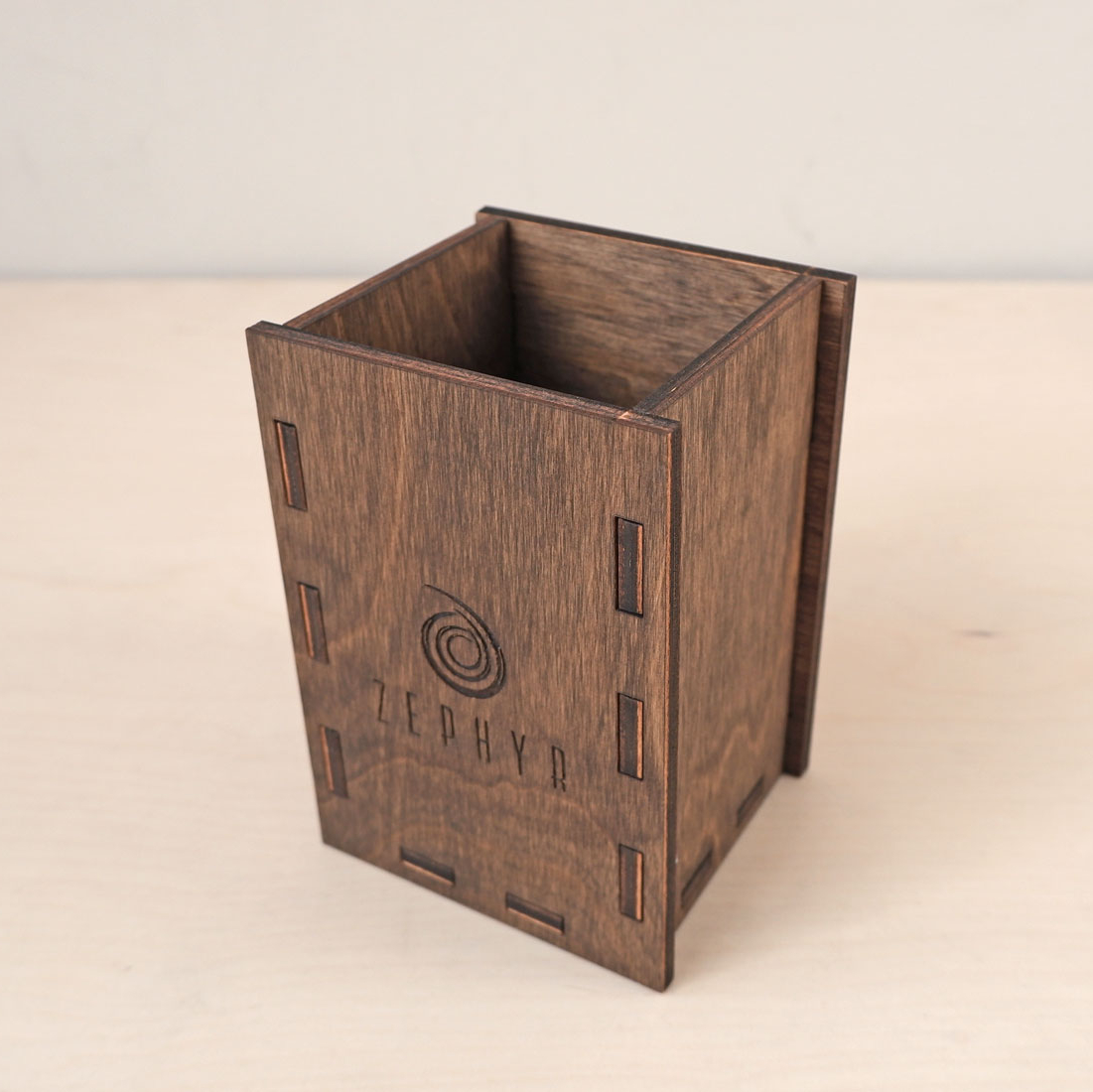 деревянный стаканчик под салфетки счет столовые приборы - заказать со своим логотипом с доставкой по РФ