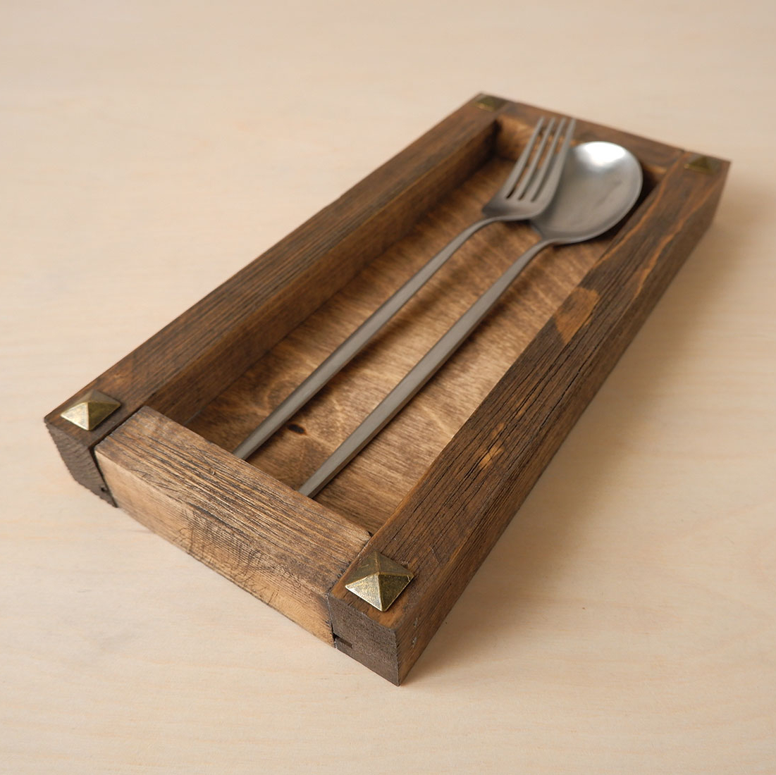ящик для подачи столовых приборов из массива дерева состаренная техника - заказать для кафе ресторана бара