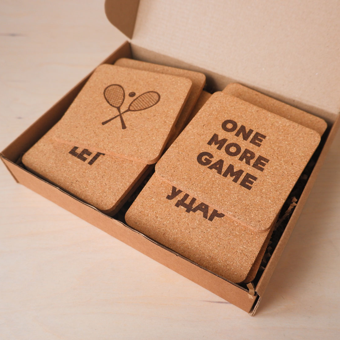 заказать костеры из пробки квадратные со своей гравировкой логотипом картинкой