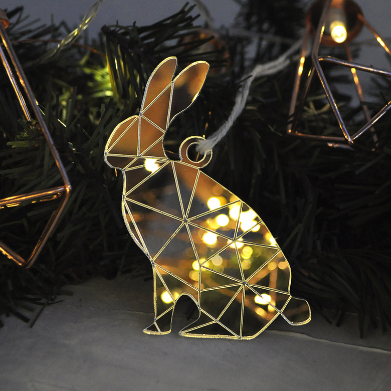 необычная новогодняя ёлочная игрушка заяц - сибирский сувенир на новый год в виде зайчика