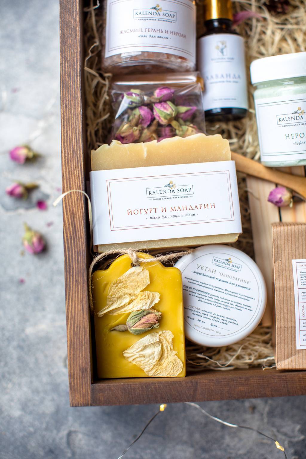 Деревянный ящик