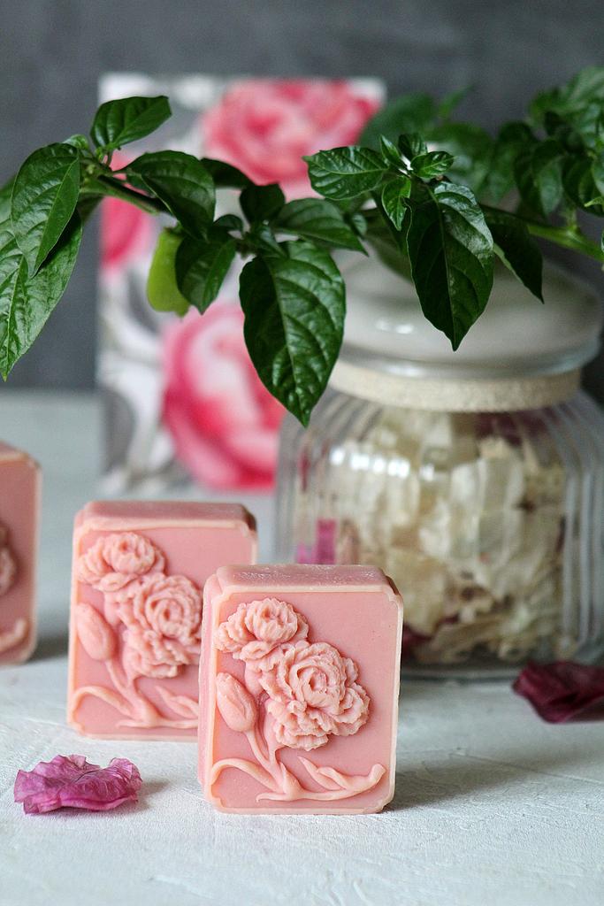 Мыло "Лаванда, герань, иланг и мята"