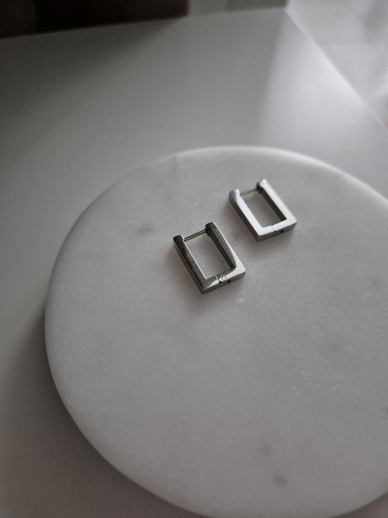 Серьги гладкие прямоугольные
