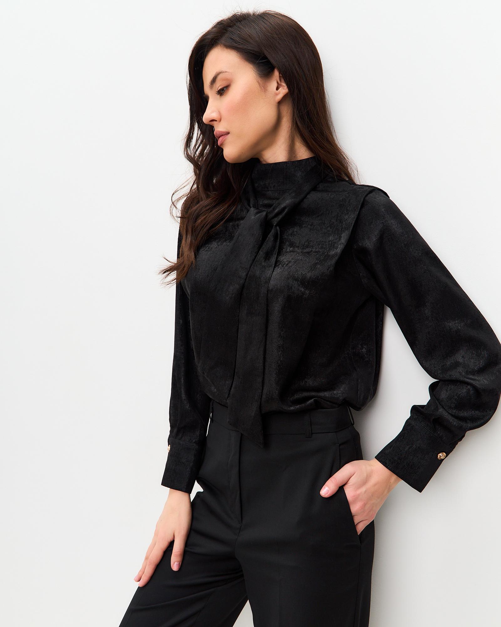 Блуза блестящая с завязками