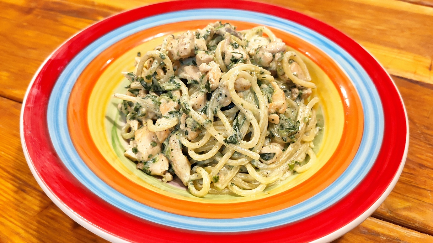 Паста со сливочным лососем