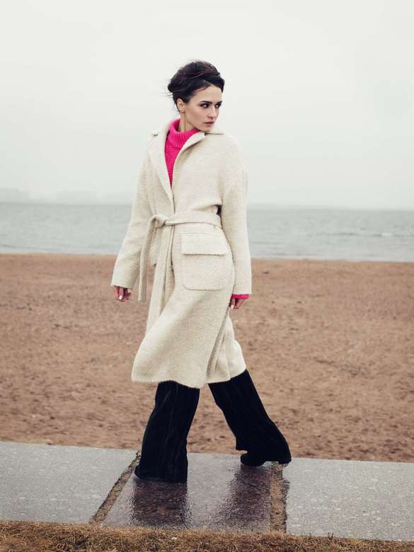 "Обними меня"