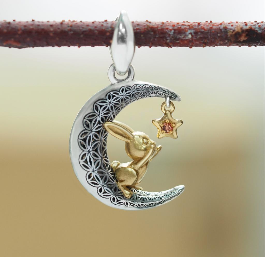 Подвеска "Зайка на луне" 17 мм 925 сапфир / бриллиант